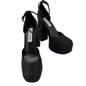 Steve Madden Black Chunky Platform Heels